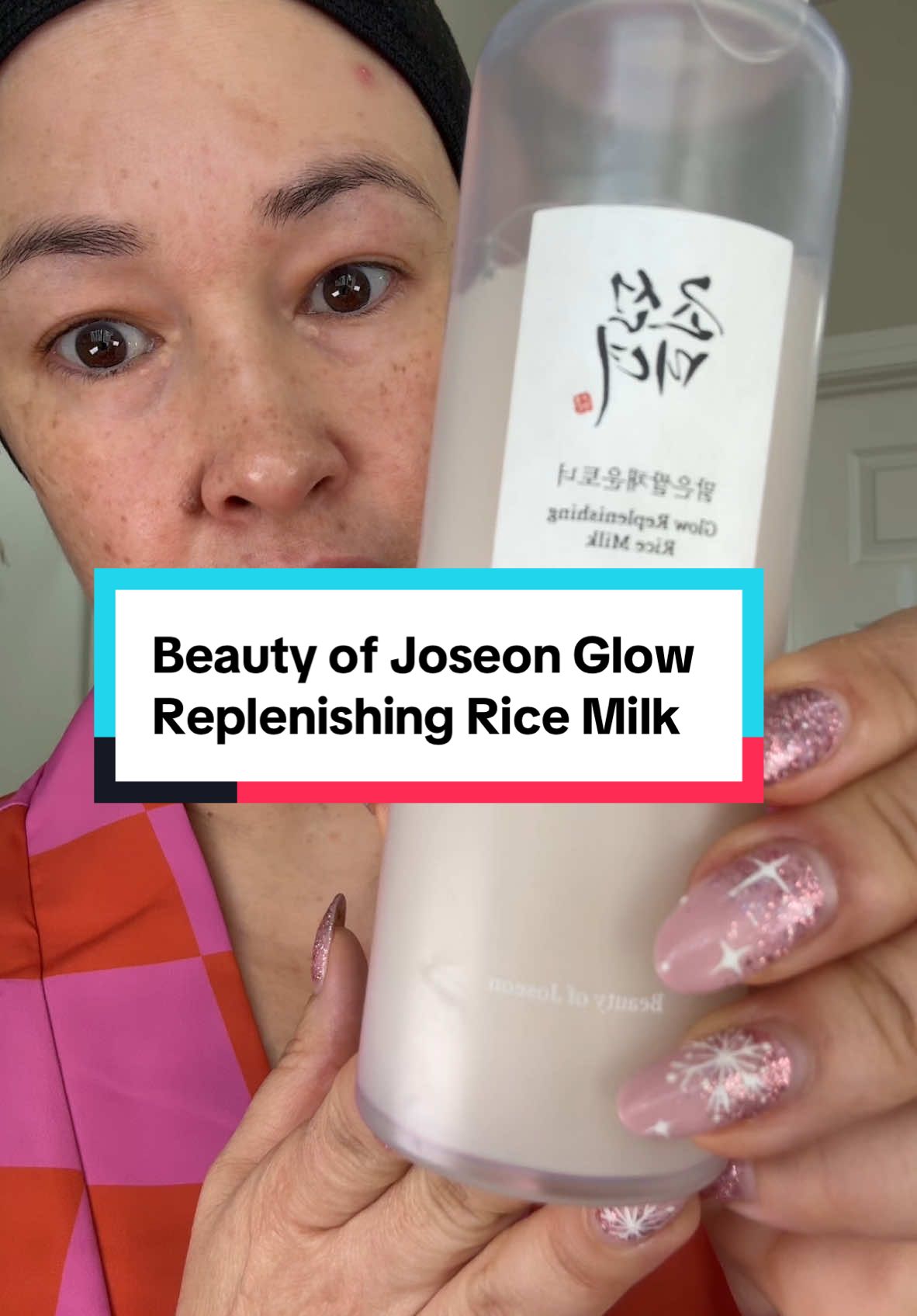 Beauty of Joseon Glow Replenishing Rice Milk. The nutrient-rich rice extract and rice amino acids penetrate deeply to hydrate and smooth dry, rough skin. This toner features a unique dual-layer formula: a moisture layer filled with rice extract for hydration and a powder layer to control sebum. It helps soothe sensitive skin and create a smoother texture, making it an ideal choice for achieving a radiant complexion. Deep Hydration from within & Antioxidant Protection Formulated with rice extract and rice amino acids, this toner enhances antioxidant and moisturizing effects, providing deep hydration that prevents inner skin dryness and keeps your skin comfortable and moisturized all day long. Refreshing Dual-Layer Formula Featuring a unique dual-layer formula, it has a moisture layer filled with rice extract and a powder layer to control sebum. This combination delivers a non-greasy, fresh finish. The sebum control powder helps absorb sebum and care for pores, making it beneficial for red or acne-prone skin. #GlowReplenishingRiceMilk #RiceToner #beautyofjoseon #beautyofjoseontoner #tonerforacneskin #acneproneskin #acneskincare #koreanskincare #kaolin @Beauty of Joseon 