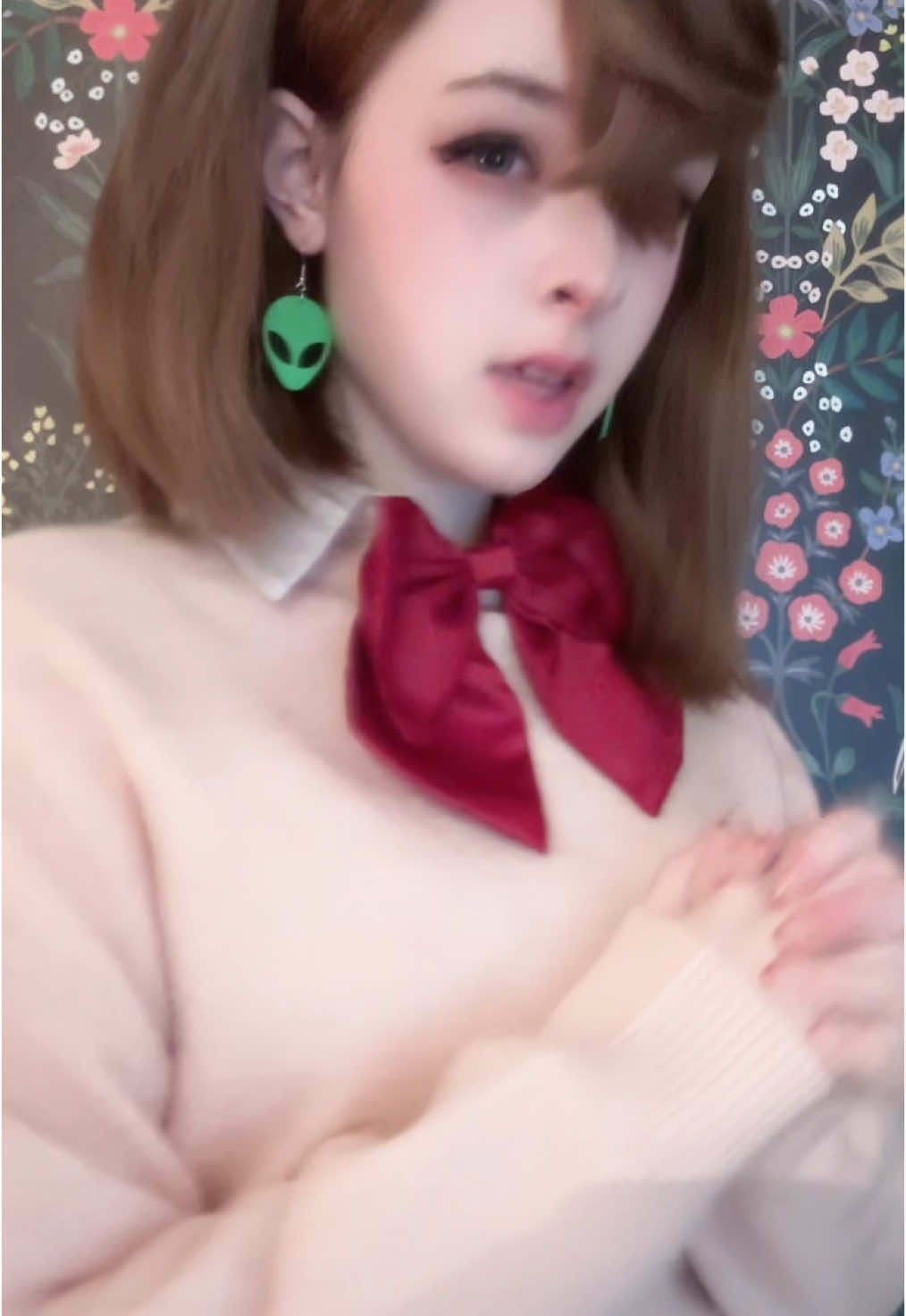 Best Mitski song 🤷‍♀️ #cosplay #cosplayer #dandadancosplay #dandadan #momoayasecosplay #momoayase 