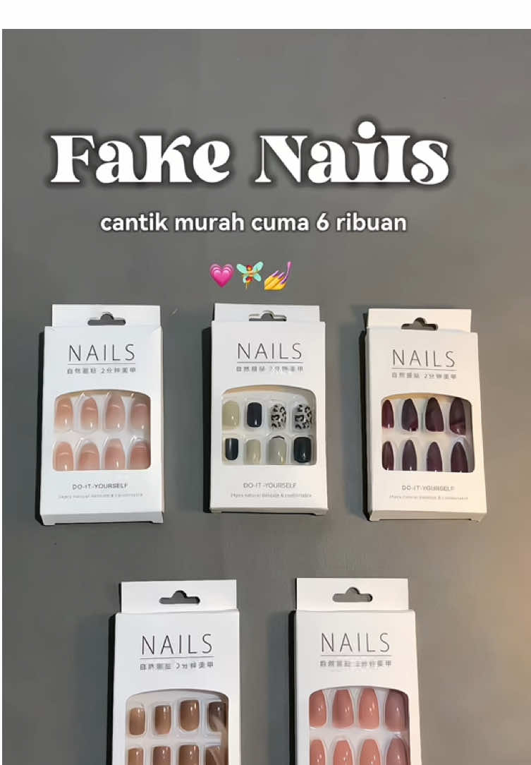 harga nya mulai 6 ribuan 💗😻#kukupalsu #fakenails #kukupalsucantik 