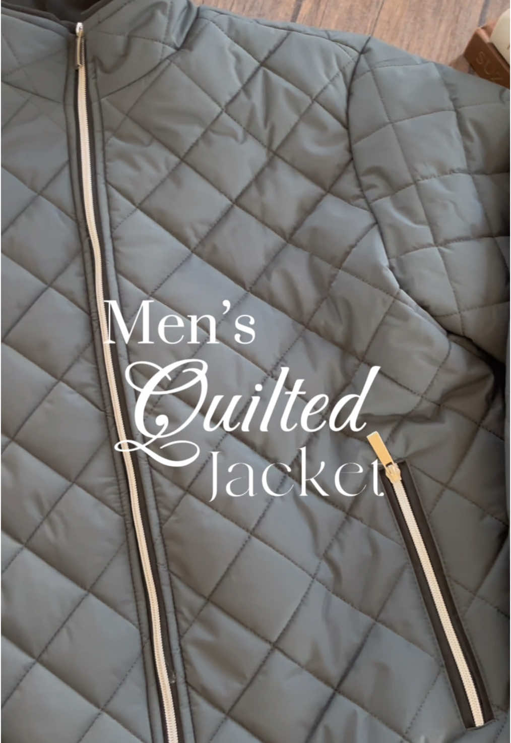 Chilly days call for cozy vibes! This men’s quilted jacket with fur lining and pockets will keep your guy or you warm and toasty. 🧥❄️ #WinterReady #CozyStyle #Quilted #menscoat