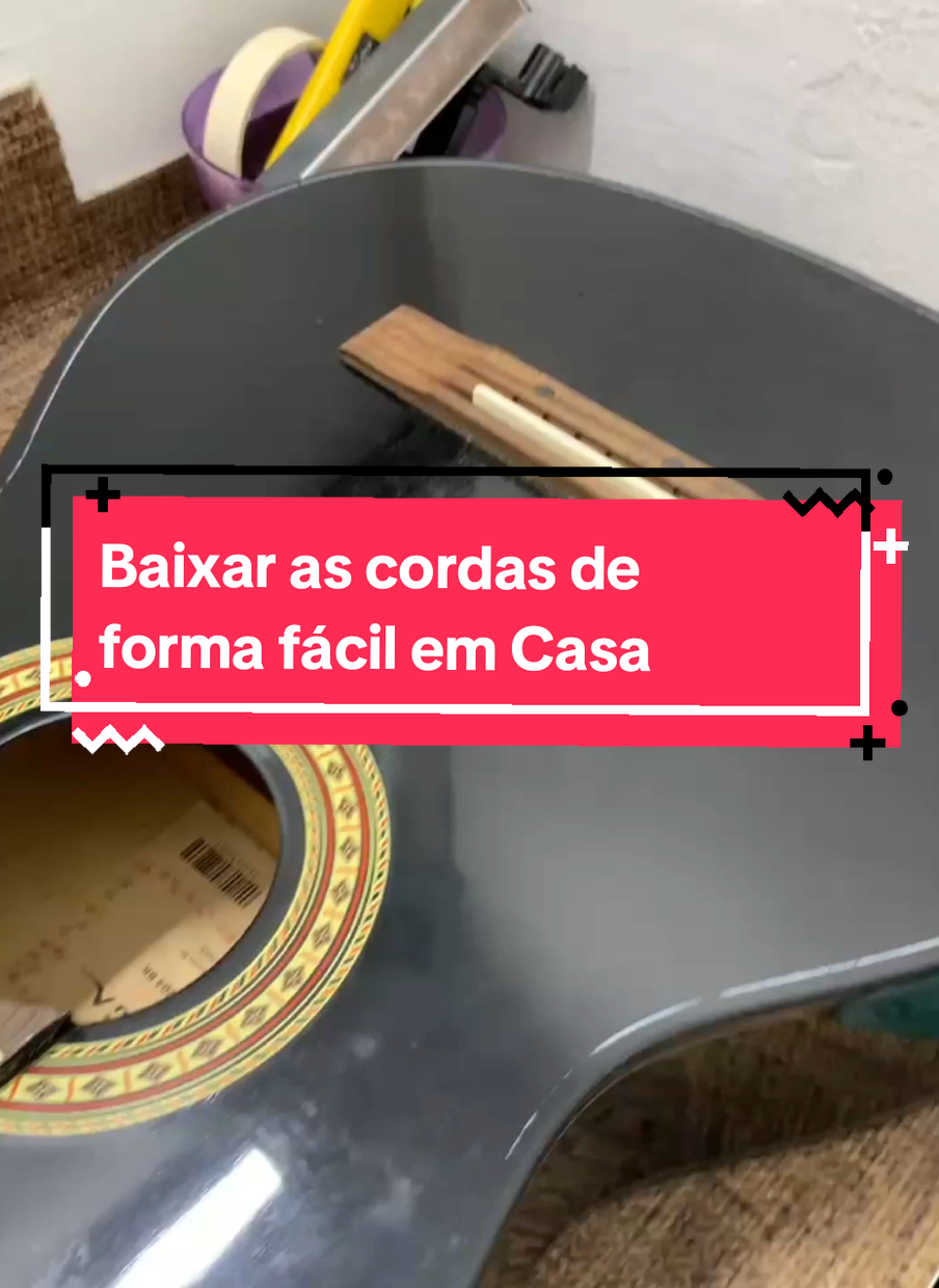 Procurando aquela dica para baixar cordas? venha aprender de forma fácil comigo 🥰🎶🎵🎸 #dica #tutorial #baixarcordas #regulagem #tiktoklive #vaiprofeed #feed #lojadeinstrumentosmusicais #instrumentosmusicais #live #brunasantanaluthier #violaonylon #violaoaco #violao #rastilho 