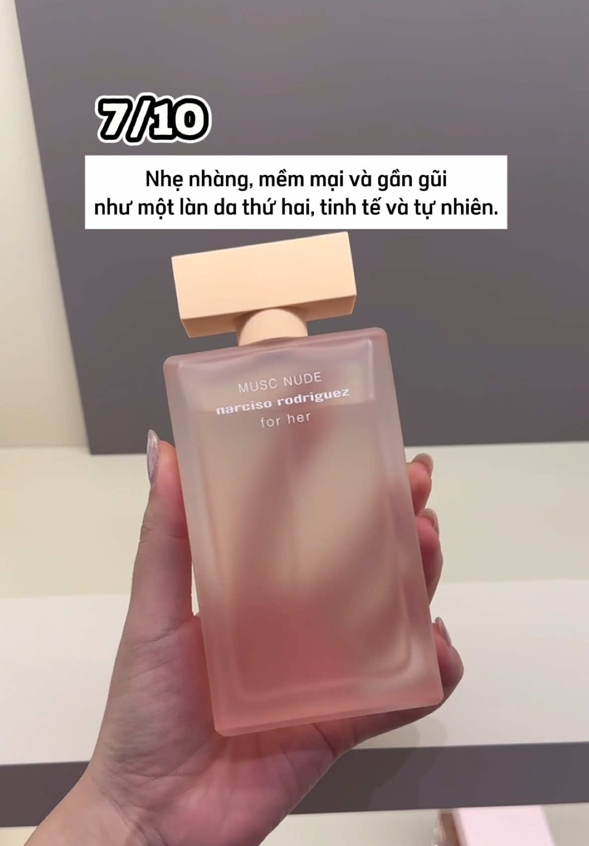 Đánh giá bst nước hoa nhà Narciso Rodriguez cho các chị em tham khảo nha. Pure Musc gu sốp ạ 😚 #annora #annoravn #fyp #pov #review #perfume #narciso #narcisorodriguez #rating #beauty#beautykviral #nuochoa #nuochoachinhhang #nuochoanu #nuochoanam #xuhuong #xuhuongtiktok 
