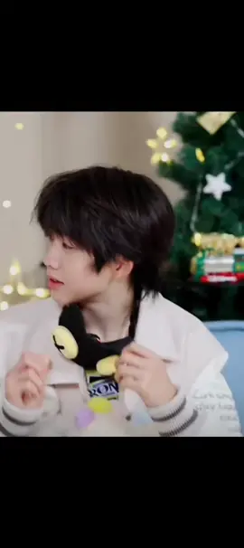 nụ cười tỏa nắng của bé nhà tớ🫶✨️ #trandichhang #chenyiheng #jonathan #tts #tf #f4 #cuti  #dethuong #dangyeu #cute  #thoidaiphongtuan #tffamily #sdfj_lầu18🌸🎐 #tffamily🇨🇳💫 #tfgiatocf4 #tfgiatộc #lầu18🌟 #capcut #dury_cyh #fyp #fyp 