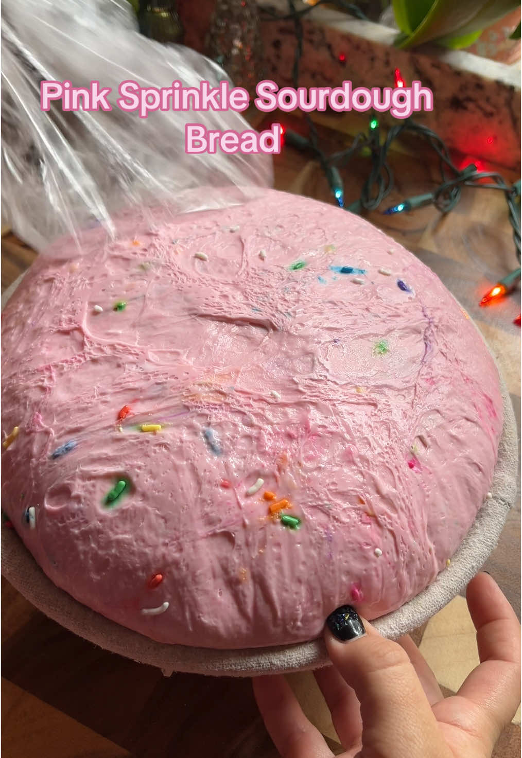 I love pink sprinkle sourdough #sourdough #sourdoughtiktok #sourdoughtok #sourdoughbread #sourdoughasmr #sourdoughcrunch #sourdoughclub #sourdoughstarter #sprinklesourdough 