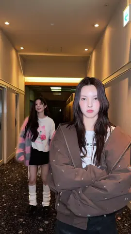 they did it best.. #YUNAH #윤아 #MINJU #민주 #ILLIT #아일릿