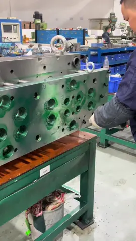 Mold Making daily working#injectionmolding #moldmaking #moldingandcasting #moulding #molde #mould #toolmaking 