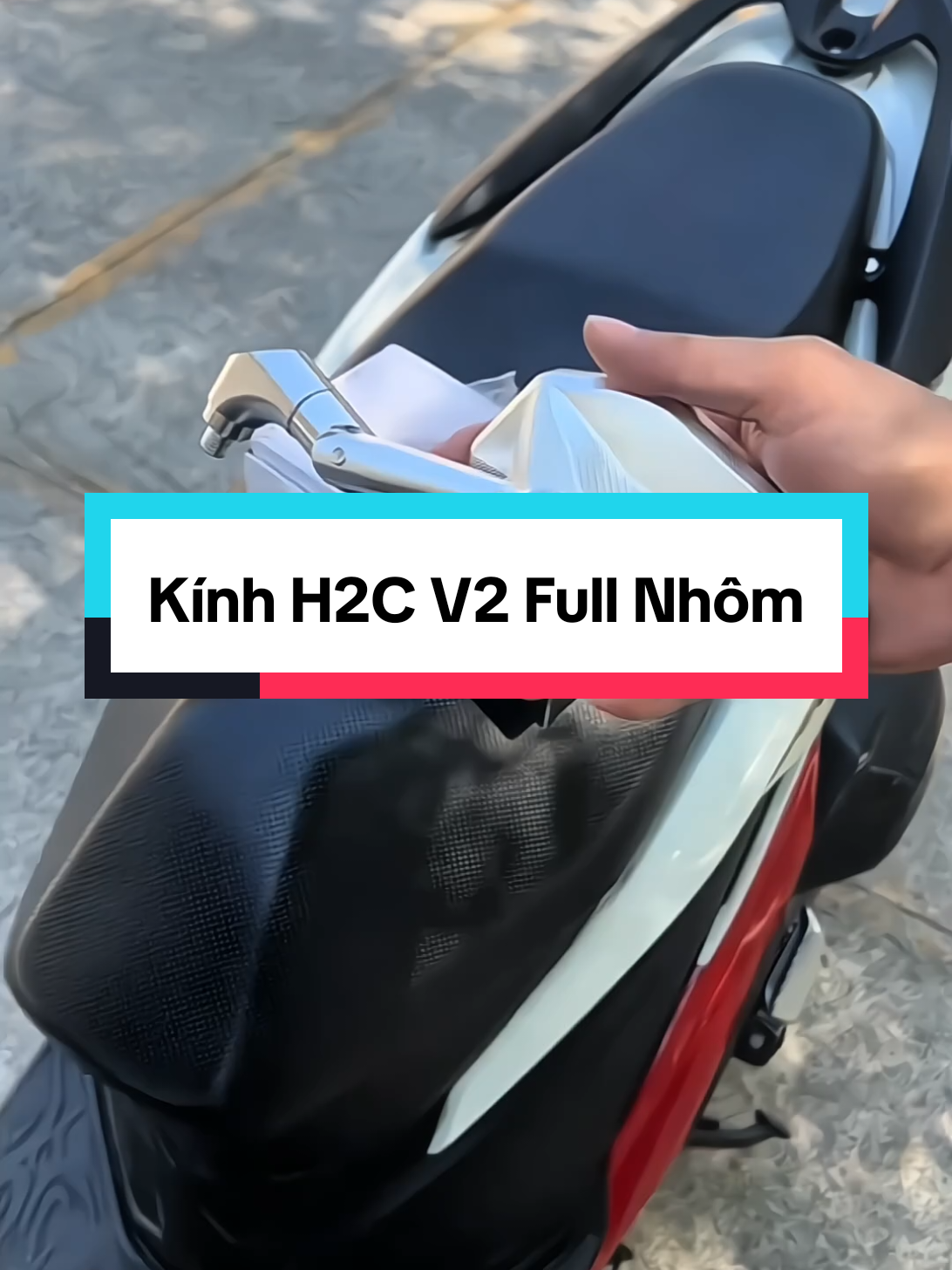 Kính H2C V2 Mẫu H-view Full Nhôm CNC (Hàng Cao cấp).. #lamnguyenshop1 #kinhxemay #kinhh2c #kinhh2cv2 #kinhh2cv2caocapphunnhom #guongh2c #guongh2cganxemay #guongh2cvuong #guongxemay #phukienxemay 