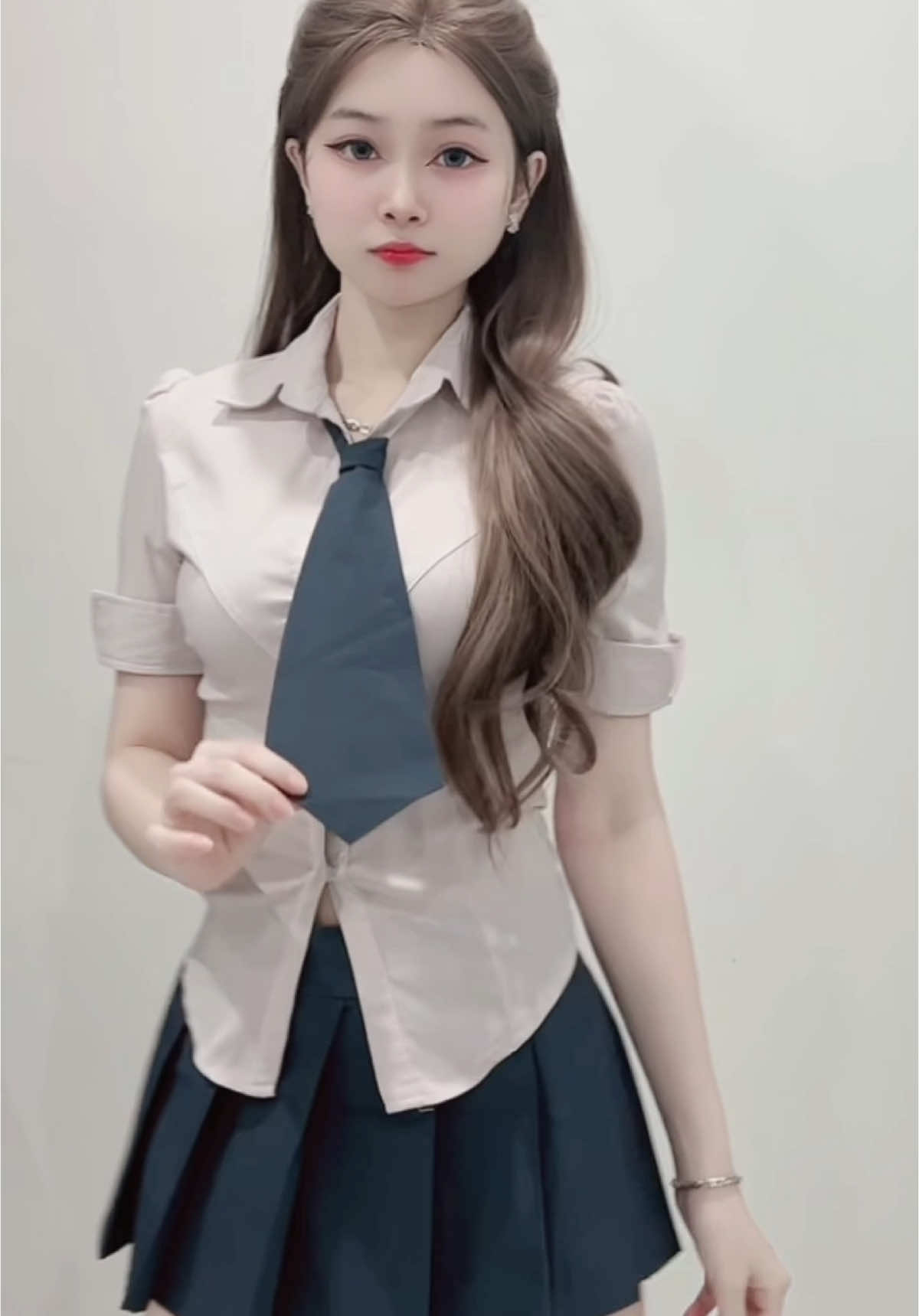 Bạn em mê anh #xuhuong #chanuyendinh #nhaytiktok #fyp 