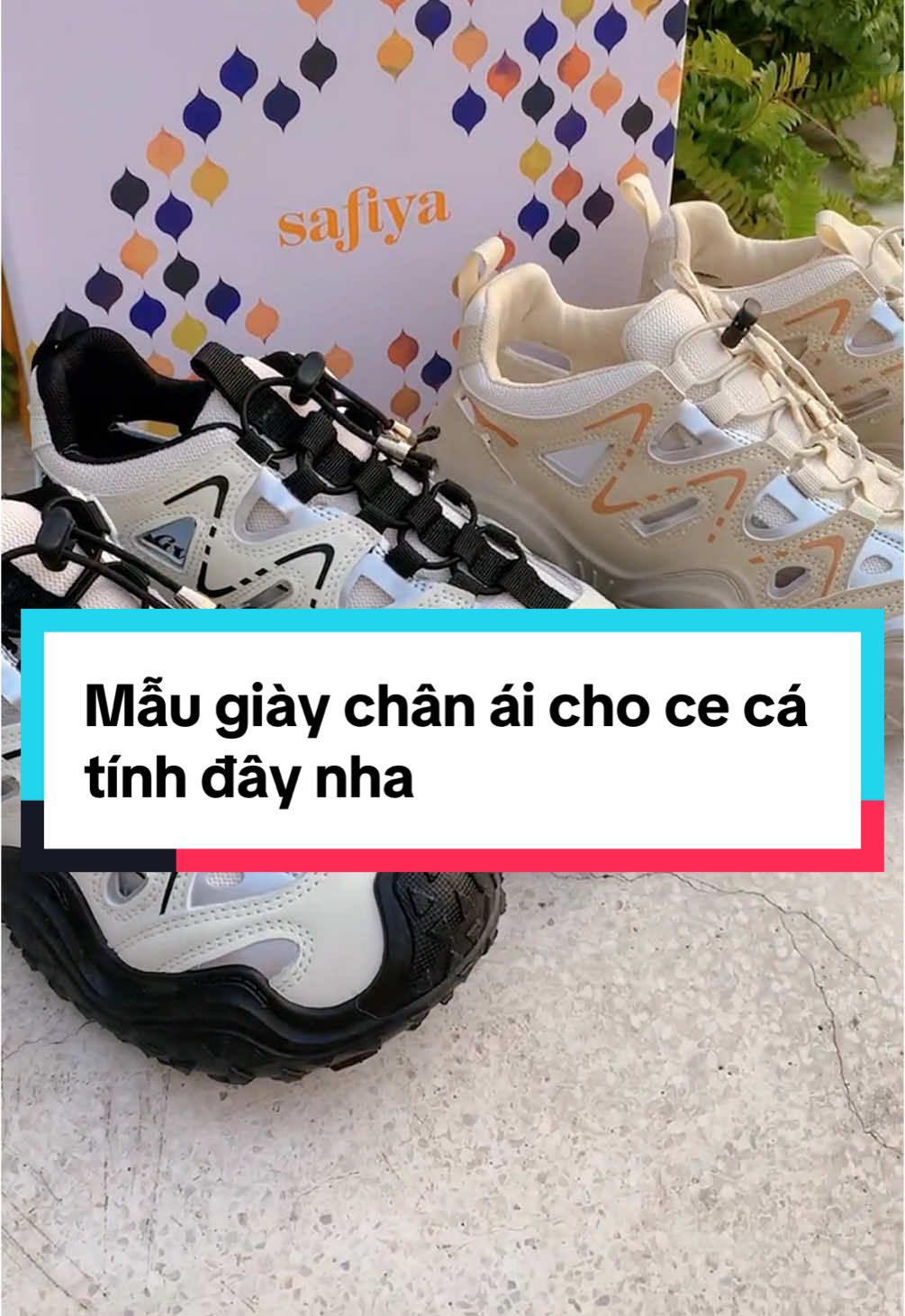 Mua 1 đôi giày đi được quanh năm mà còn vừa rẻ lại đẹp thì phải làm sao đây #hottrend #thoitrang #xuhuongtiktok #thinhhanh #giaythethaonu #sneakers #giaythethao #xuhuong #giayluoi 