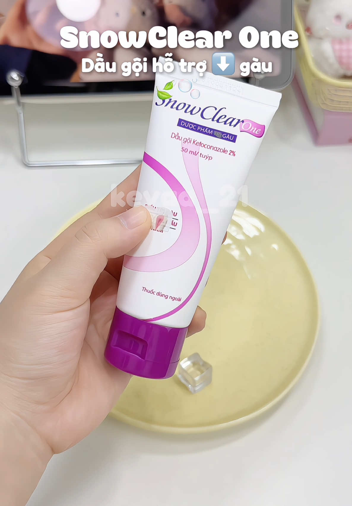 Mí ní tham khảo thử dầu gội SnowClear One nhaaa 🫧✨🐳🍃 #SnowClear #SnowClearOne #daugoi #chamsoctoc #viralvideo #fyp 