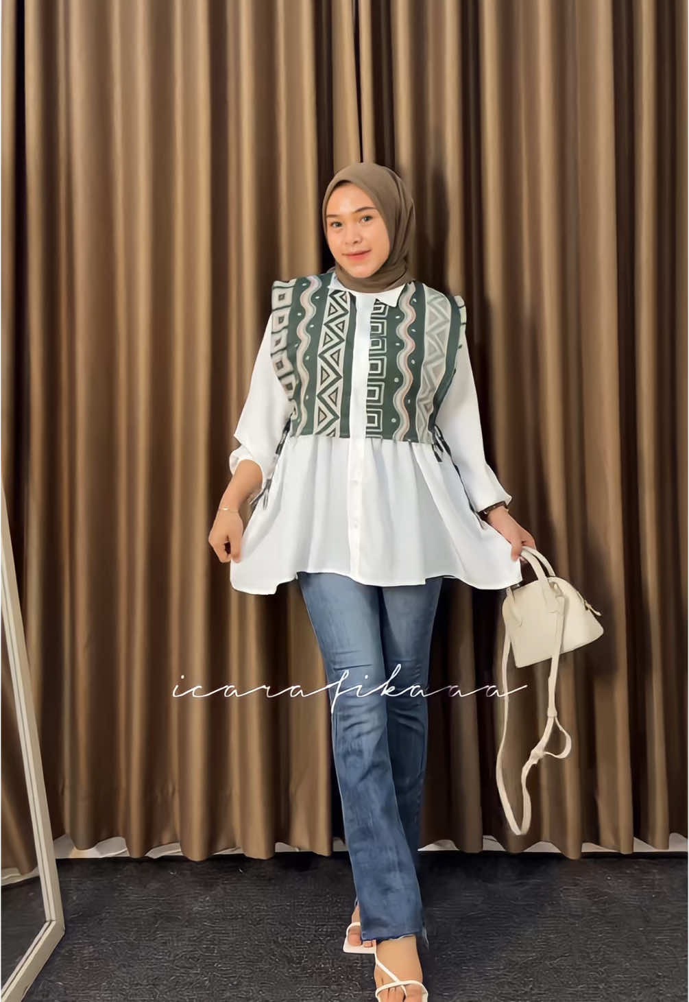 Rekomendasi outfit pakai blouse by @HIJAB GEULISH #OOTD #ootdfashion #blouse 