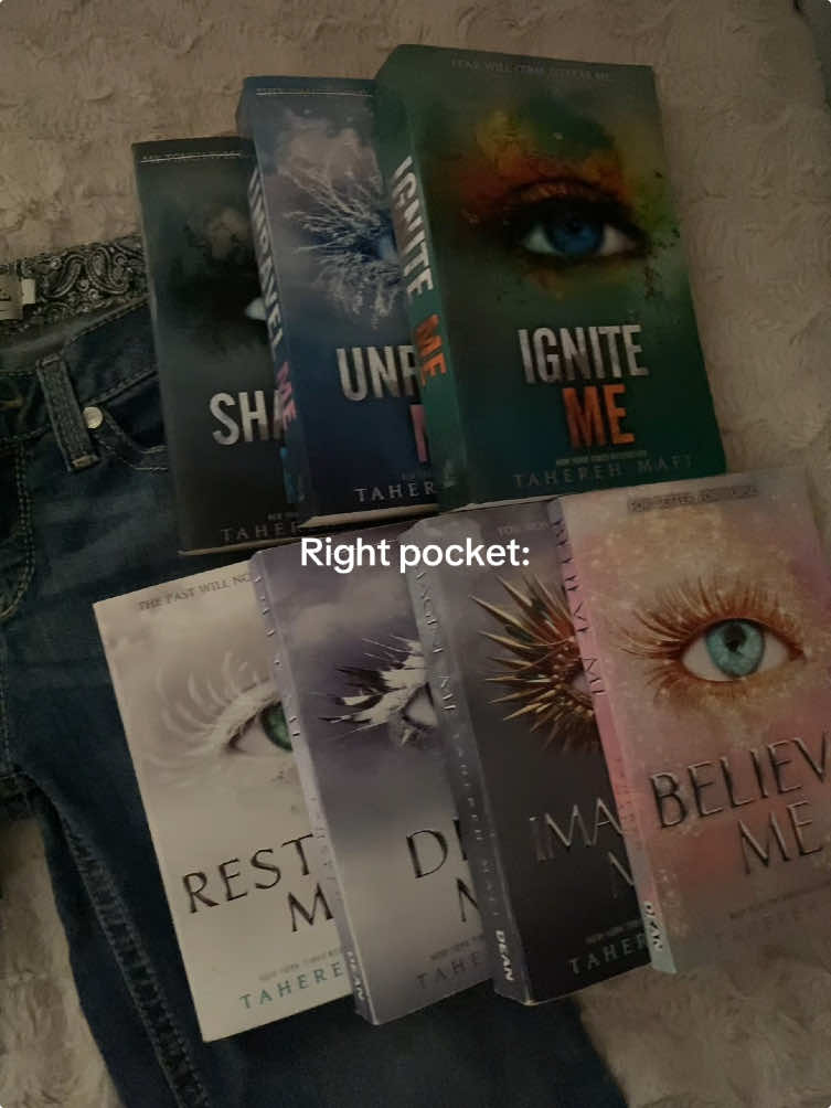 My first and favourite series I have ever read. #shatterme #taherehmafi #shattermeseries #fyp #reading #dystopian #ya 