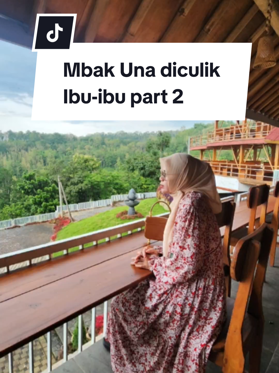 Diajakin ibu-ibu ketjeh ini buat healing katanya. Kebetulan lokasinya di The Terras Caffee, bagus disini tempatnya ✨️ #mbakuna #masrio #situbondo #patennang #bupatimuda #bupatisitubondo #theterras #cafe #caffee #hits #kulinertiktok #kuliner #kulinerindonesia 