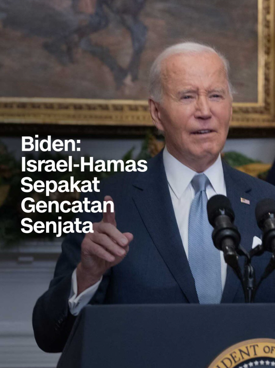 Israel dan Hamas resmi sepakat melakukan gencatan senjata di Gaza yang mulai diberlakukan pada 19 Januari mendatang.⁣ ⁣ Presiden AS Joe Biden menyebut gencatan senajata ini bersamaan dengan kesepakatan pembebasan sandera.⁣ ⁣ “Pertempuran di Gaza akan berhenti dan segera para sandera akan kembali ke keluarga mereka,” ucap Biden.⁣ ⁣ Gencatan senjata di Gaza akhirnya di sepakati setelah 15 bulan Israel menggempur Palestina tanpa henti. Dilaporkan lebih dari 46 ribu warga di Palestina tewas. ⁣ ⁣ Baca berita selengkapnya di cnnindonesia.com.⁣ -⁣ (📽️ oleh Reuters)⁣ #cnnindonesia #cnnindonesiacom #joebiden #palestina #agresiisrael #ceasefire