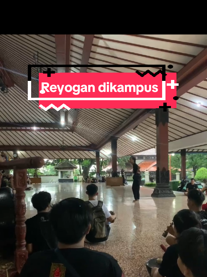 nyoreeog di kampus isi ska mendunia👺 #isisurakarta #reyogponorogo #masukberanda #fypシ #viral #karawitan 