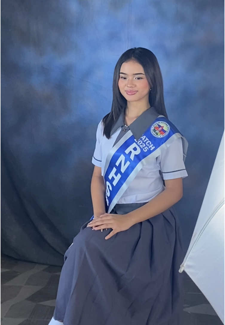 Grad pictorial szn again!🫶💗