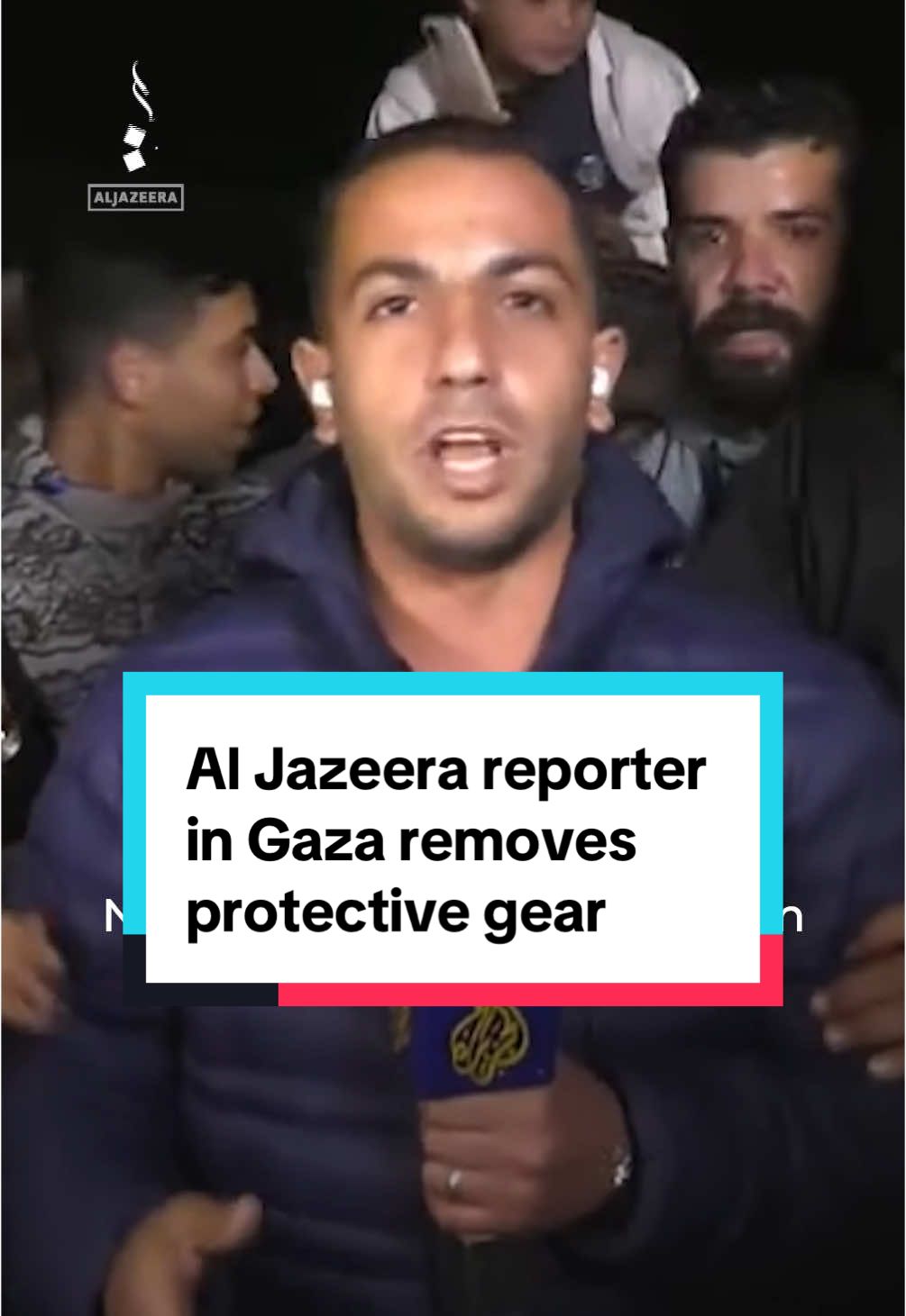 Al Jazeera journalist Anas al-Sharif greeted the announcement of a Gaza ceasefire deal by taking off his press protective gear, cheered on by people around him. #news #ceasefire #aljazeeraenglish 