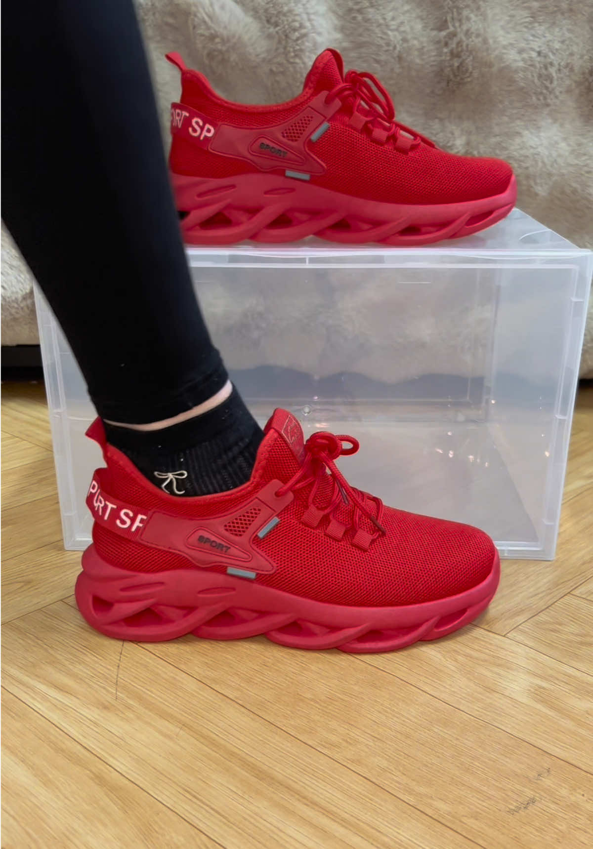 Sneakers that protect your arches#viraltiktok #fyp #sneaker #sneakernews #sneakertok #meshsneakers #spotlightfinds #tiktokshoplastchance #TikTokShopLoveAtFirstFind #valentinesdaygift 