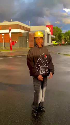 🚨🚨 COMBO OPEN VERSE CHALLENGE 🚨🚨 1. On the video click “Share” then Duet Option 2. Make sure that when you’re recording the mic option is on Have Fun Get Creative!! #yungkiddreezy #combochallenge #fyp #SAMA28 