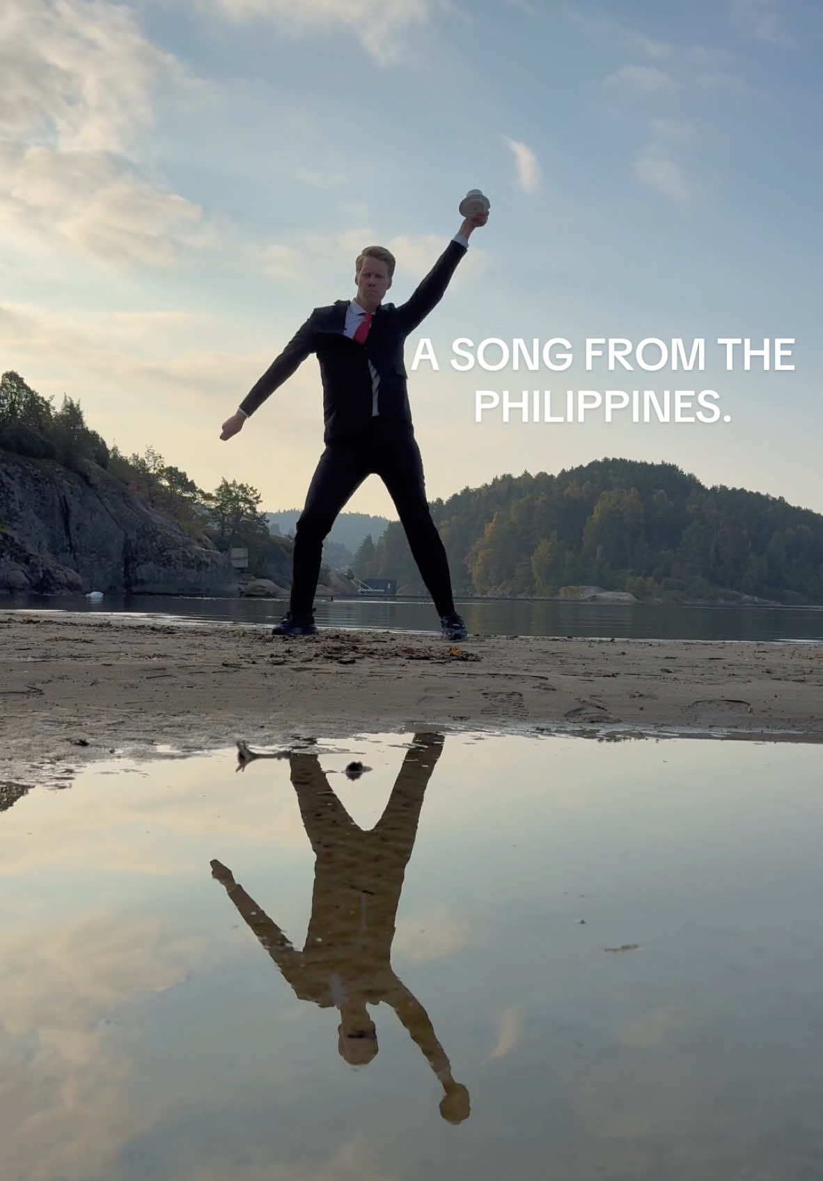 Everyone is doing Chinese content cause of Red Note. Nah! Let's do the Philippines and @Bayani Agbayani instead🇵🇭🕺🇳🇴 #tiktok #tiktokban #rednote 