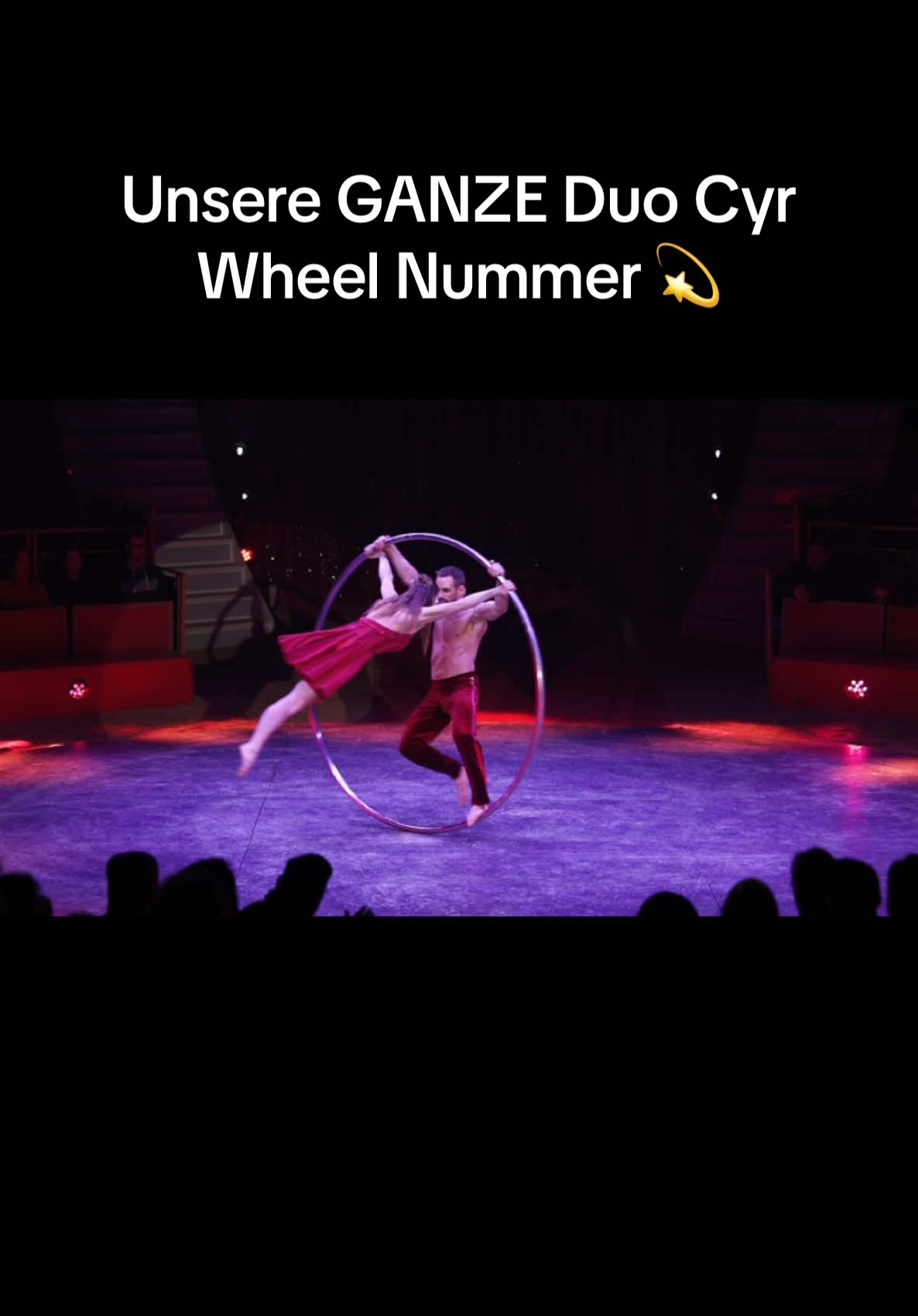 Unsere GANZE Duo Cyr Wheel Nummer performt im Heilbronner Weihnachtszirkus 2024 🎪💫 #duounity #duocyrwheel 