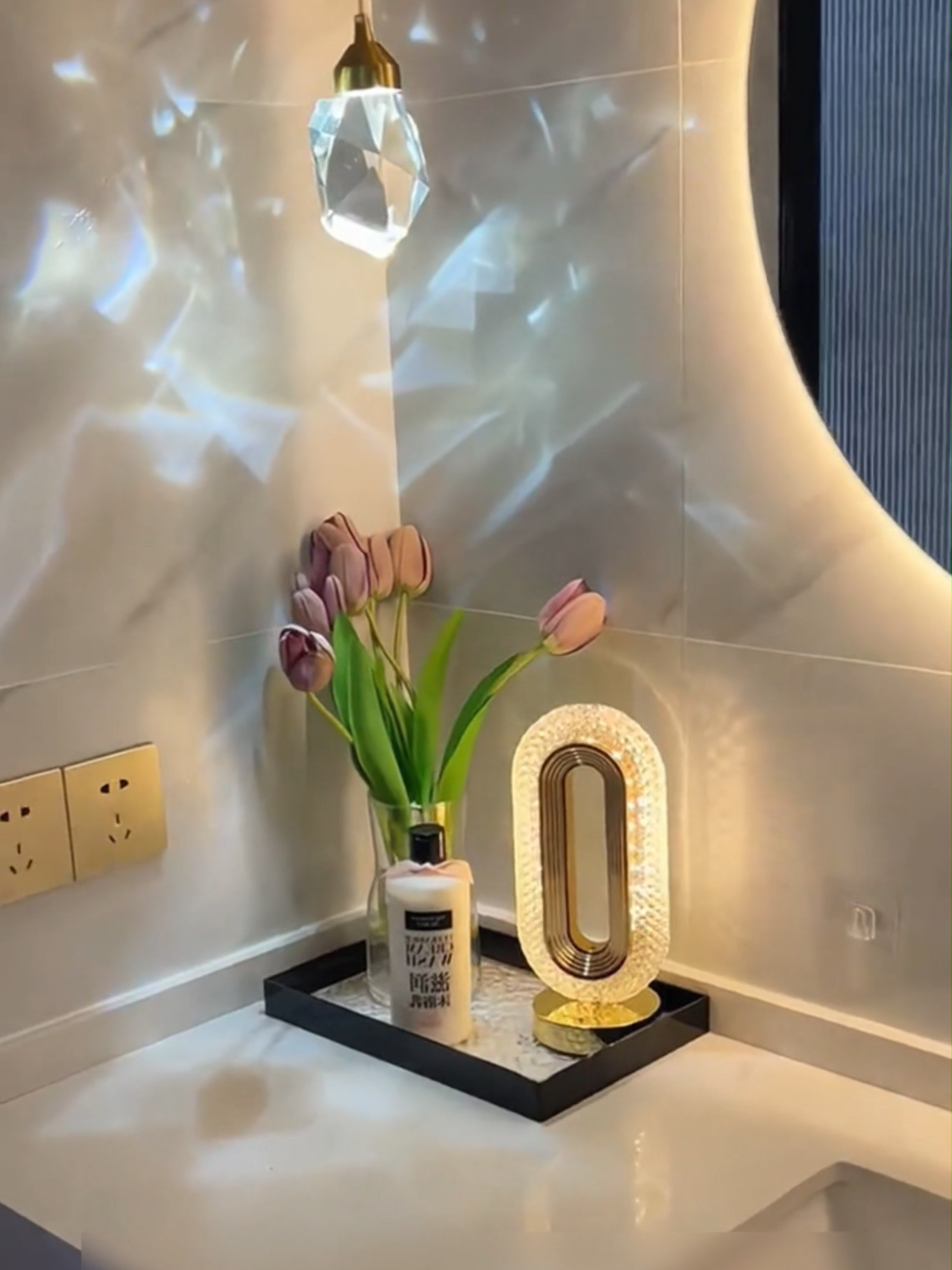 Best bedroom crystal lamp.Good company at night~~~~🫧🤍🫧🤍🫧🤍🫧🤍🫧🤍🫧🤍#nightlight #crystallamp #tablelamp #lamp #Gift #malane #fypppppppppppppppppppppppppppppppppppp #romantica #foryoupage❤❤ #roomdecor #好物推荐🔥 #tiktokshop #好物分享 #tiktoksg🇸🇬 #amazon #amazonprime #2025 #newyear #新年快樂 #tiktokshopsingapore