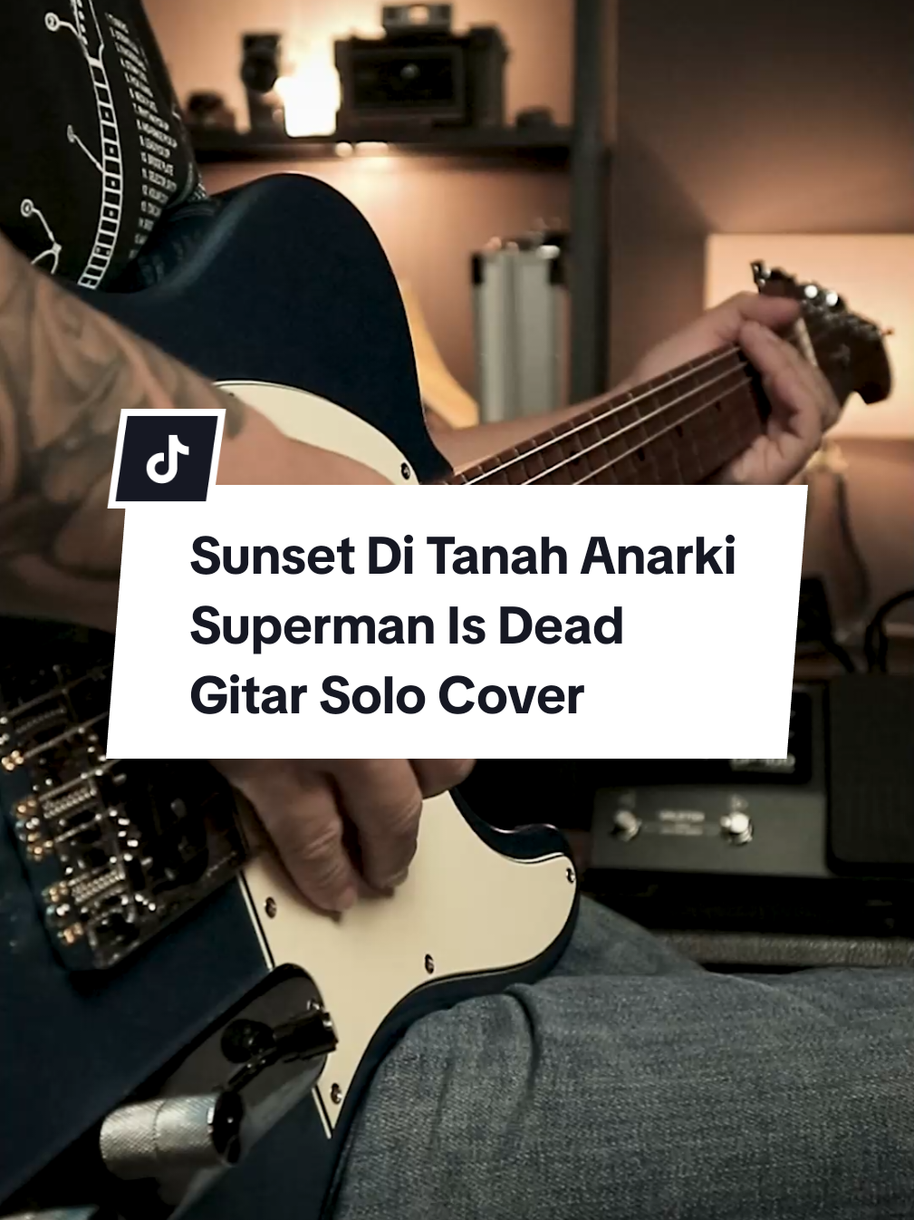 Salah satu lagu legend dr @sid_official 🔥 @valeton_id  @ivucreator_id  #sid  #sunset #tanah #anarki  #gitar  #solo  #cover  #coverlagu  #gitarjet  #valeton  #valetongp100 