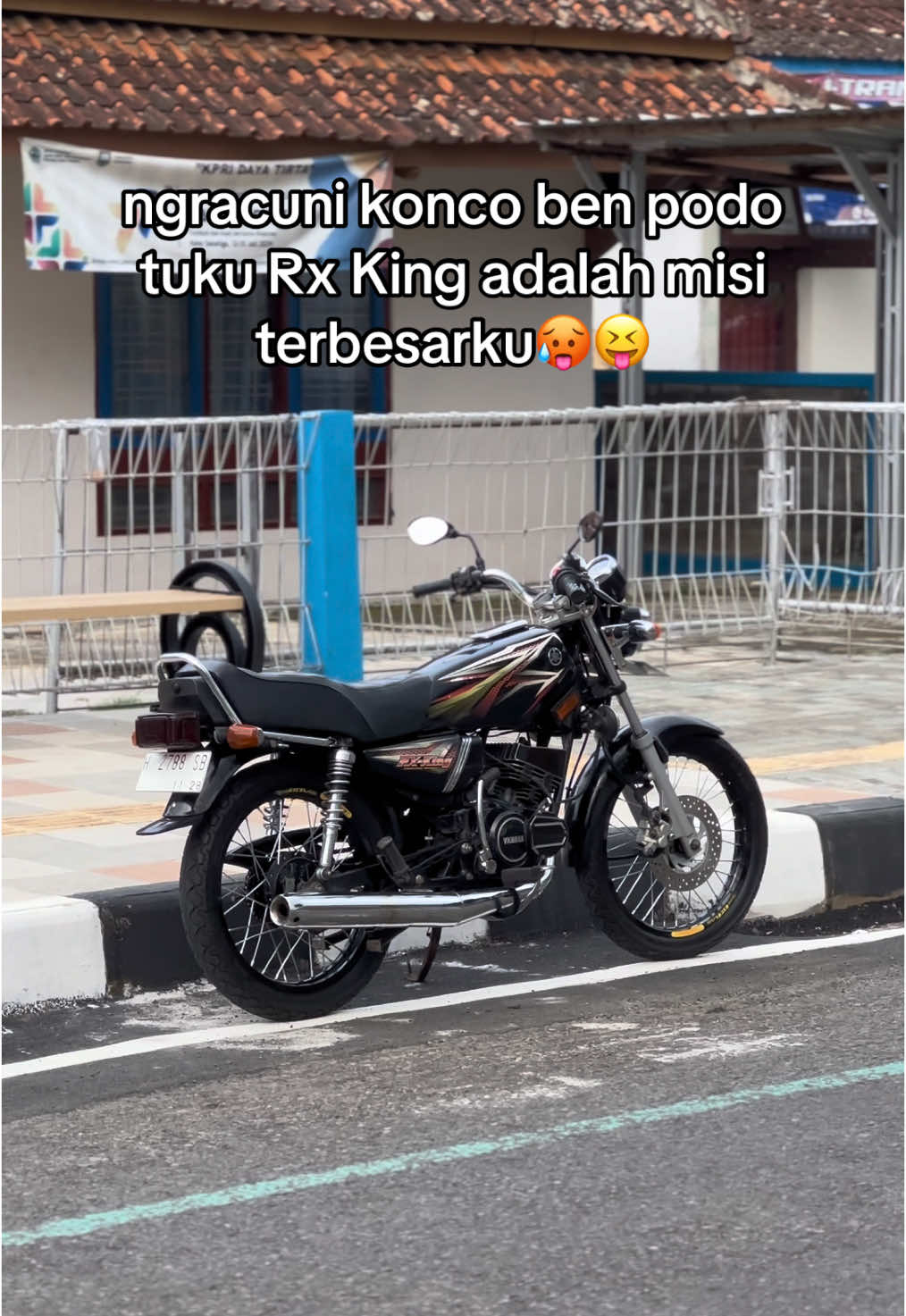 Wes do ragat ninja wayae Rx King wo😜 #rxking #rxking135cc #twostroke #2takmenolakpunah #stylepakguru #yrki #fyp #beranda #trending #f 