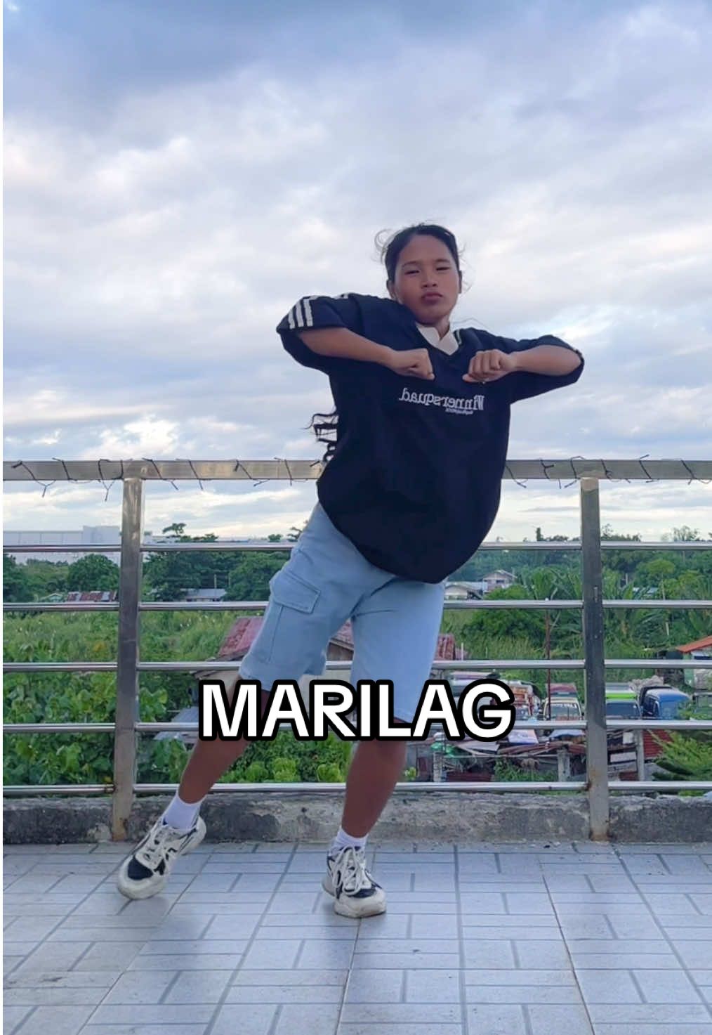 taray ni ate 2 months late sa trend hahaahahpagbigyan niyo na 🙂‍↔️ gawan ko ba step by step or wag nalang? 🙇‍♀️ dc @Emil Kristian  Marilag dance challenge trend emil kristian choreography  #fyp #foryou #marilag #marilagdancechallenge #dance #dancechallenge #dancetrend #anabensig 