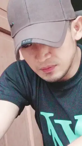 Lagu ini buat istri orang 