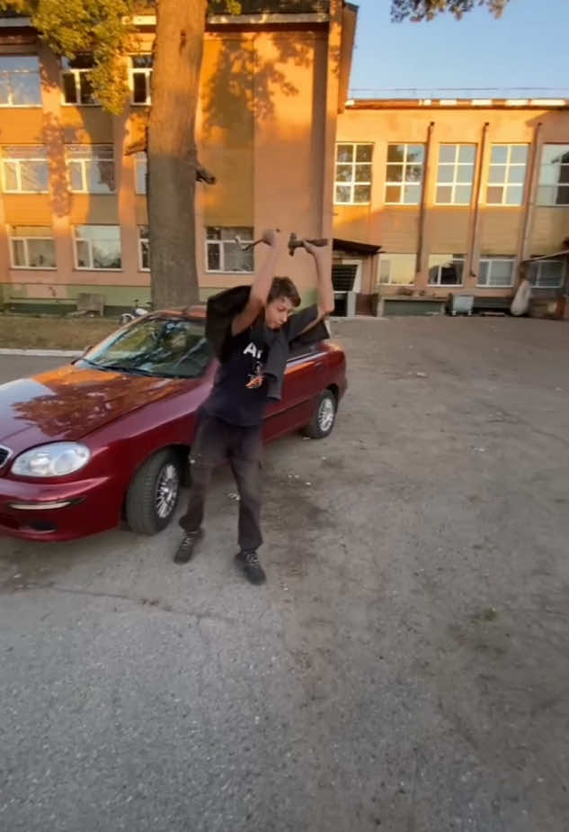 #daewoo #lanos #ланос #пафос #гламур #гуморукраїнською #приколы Хіба потрібно більше слів про це авто ?