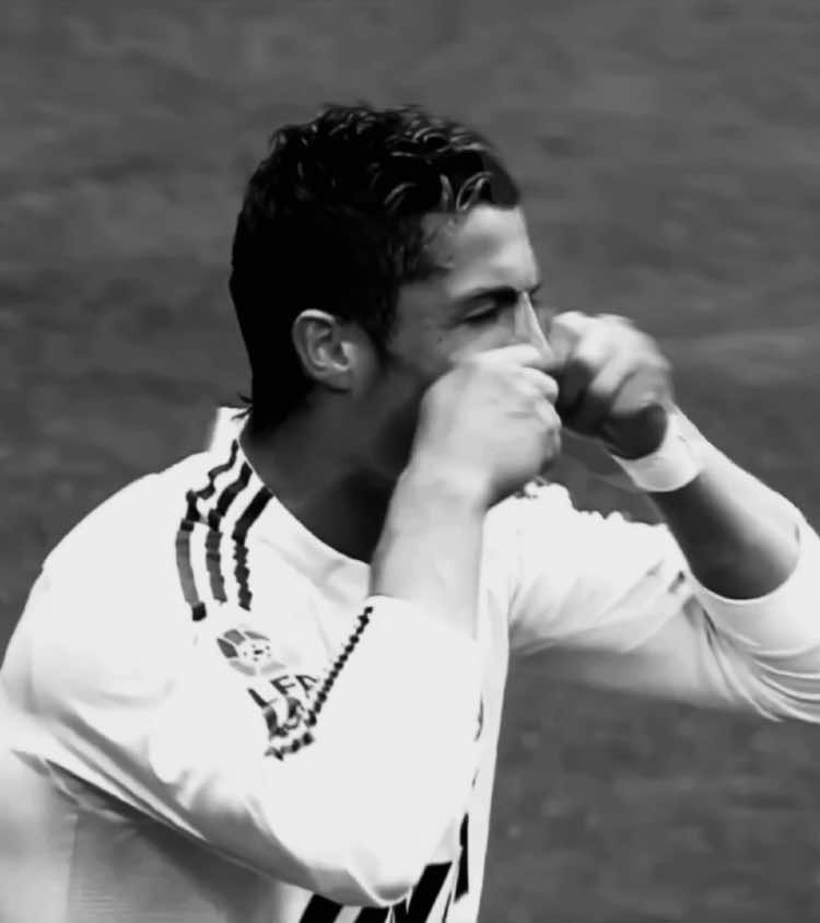 الي حبك شنو ذنبه ! | #فـيـصـل #cristianoronaldo