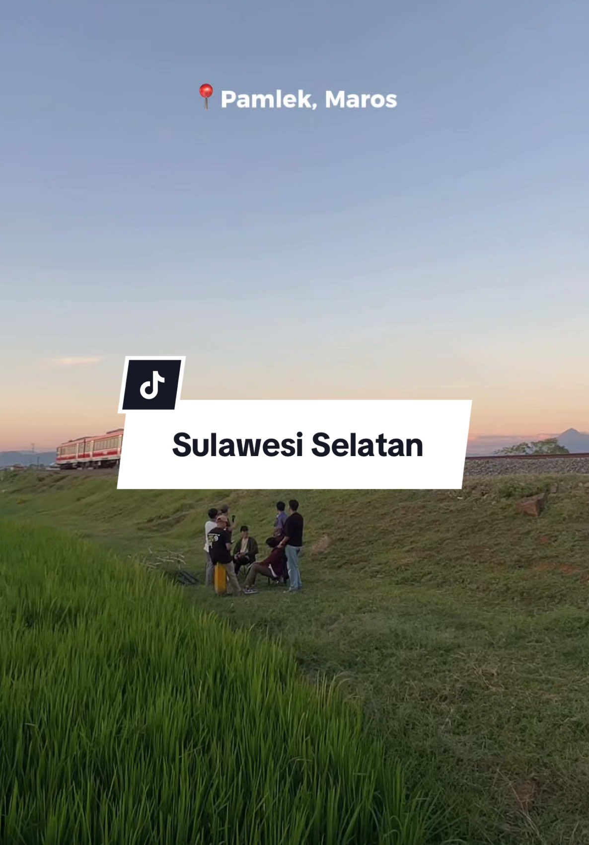 Save video ini, yang lagi rencana pengen explore sulawesi selatan. Kalau menurut kalian, tempat apalagi ni yang cocok jadi destinasi wajib kalau lagi ke Sulawesi selatan. komen ya #makassar #makassarinfo #makassartiktokers #sulawesiselatan #makassarbosku #makassarhits 