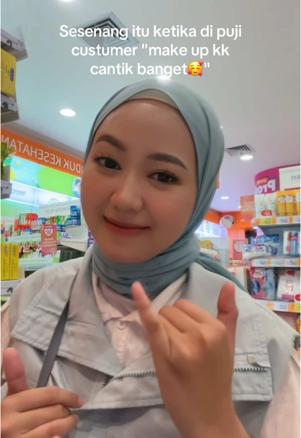 MasyaAllah timaciwww bangett customer kuhh tercinta🥰🫶🏻#paragon #bawardahhits #graduation2024 #wardah #mbawardah 