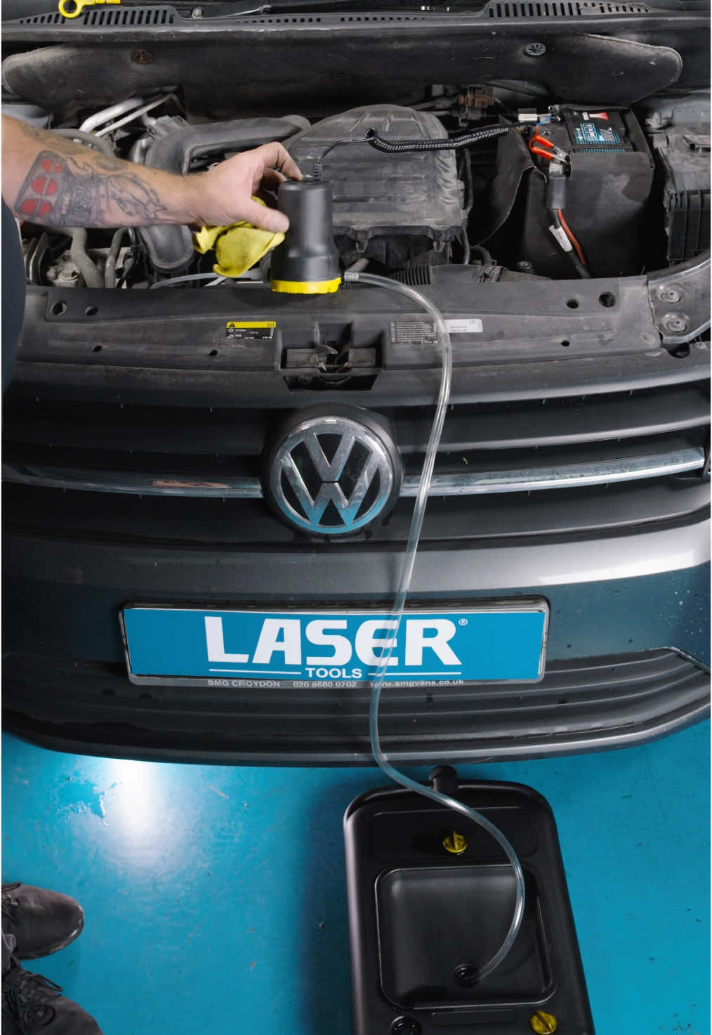 Part No. 9122 | Electric Fluid Extraction Pump 12V 60W | #LaserTools - Simple-to-use 12V oil pump, suitable for extracting all types of engine oil used in cars; motorcycles, marine engines & stationary engines. Can also be used for thinner gear oil when warm only (ATF). #Tool #NewArrival #Pump #Oil #OilPump #OilService #FluidExtraction 