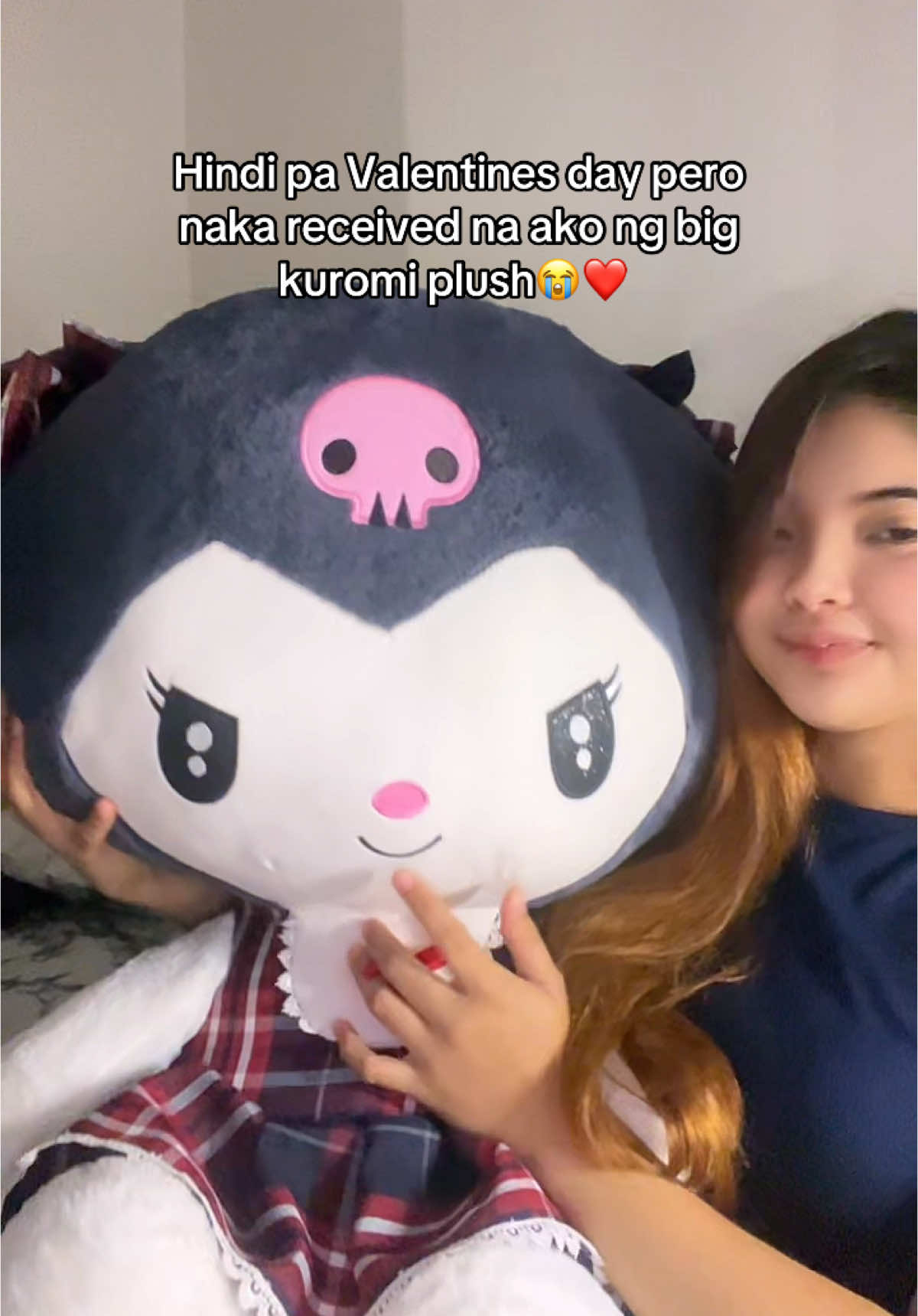 Alam na alam niya na love ko si kuromi🥰 #kuromiplush #bigplush #plushies #plushie #valentinesgift #giftideas #giftforgirlfriend #fyp #viral  #trending 