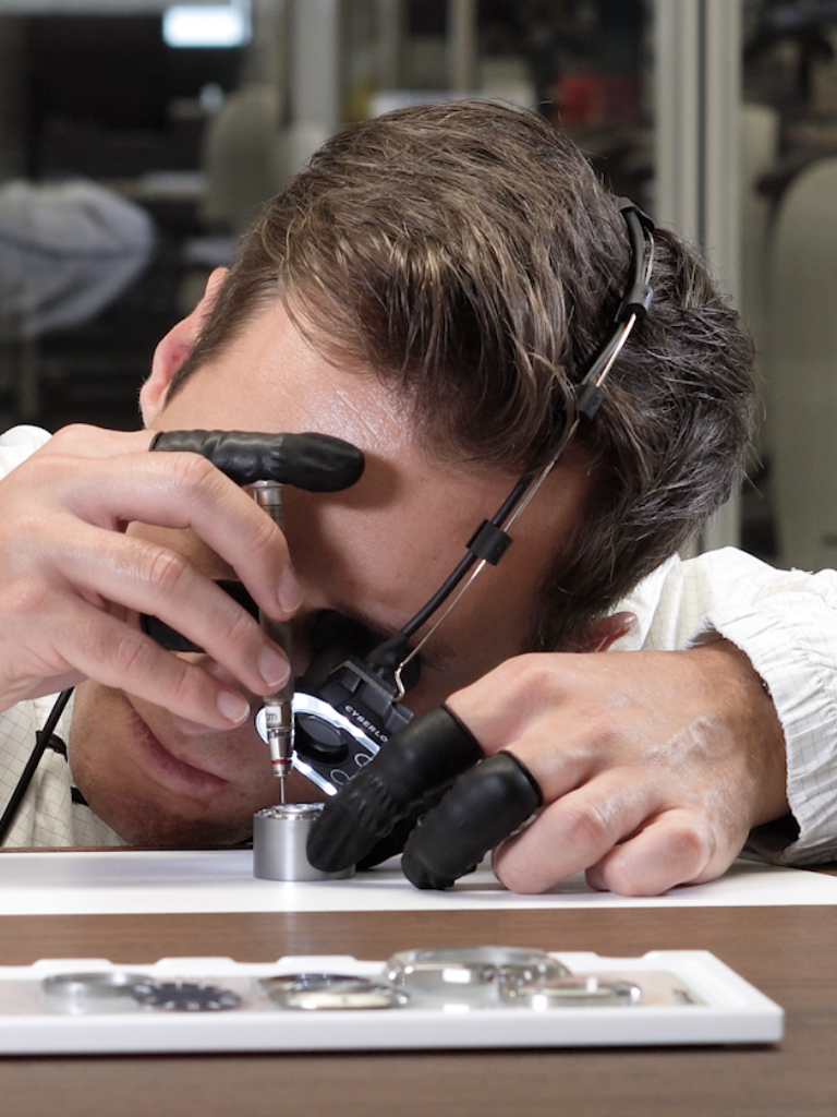 Form und Technik, crafted one tick at a time.   IWC Watchmaker, Florian Salzer puts on the finishing touches on the new Ingenieur Automatic 40.   📷 IW328907 🔗 Link in Bio   #IWCschaffhausen | #Watches | #LuxuryWatches | #WatchTok | #IWC | #Watchmaking | #Asmr