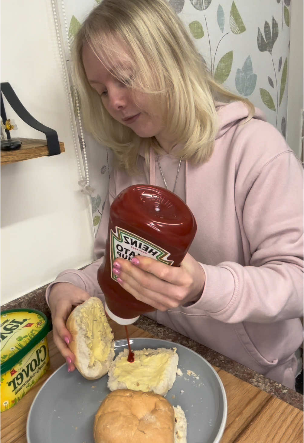 Brilliant! #dishupdinnerwithme #dishupdinnerwithmeg #dinner #DinnerIdeas #sausage #meal #mealideas #sausageroll #brilliant #fyp 