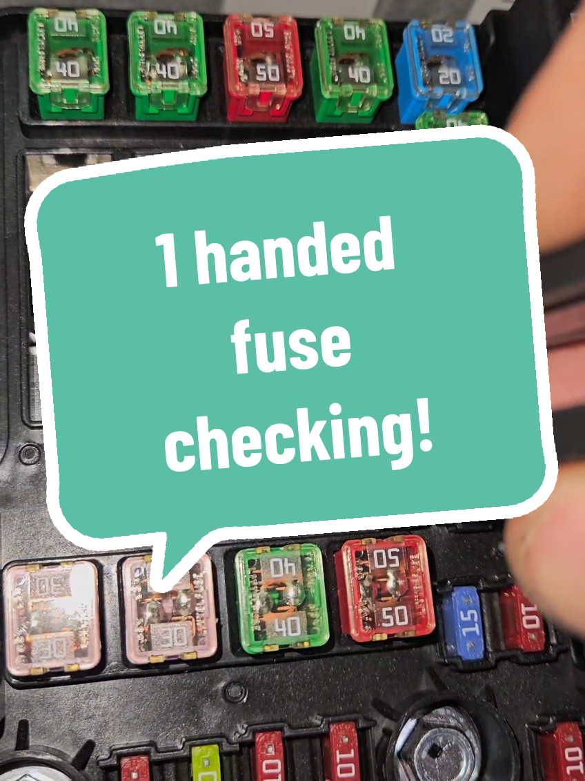 I have a solution the a problem you never knew you had. I now have an option for 1 handed fuse checking! #autodiagnostics #electrical #fuse #toolreview #tobatech 