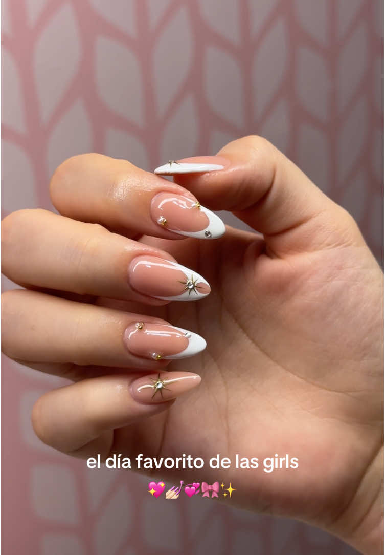 ya hacía falta 🙂‍↕️ @Sandranailsspa                                      #nailinspo #nailvlog #uñasibague 