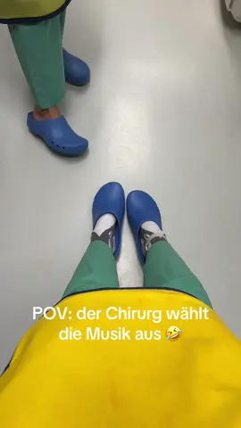 Im OP ist kein Genre verboten!!😂❤️ #ota #krankenhaus #opschwester #medicine #musik #fyp #team #traumasurgery #health @Michelle 