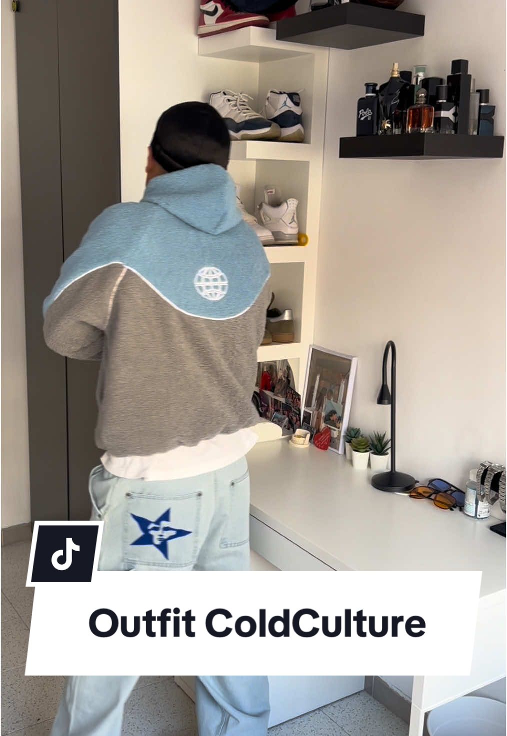 @Cold Culture 🤩 TENEÍS LOS DOS PRODUCTOS EN MI ESCAPARATE (en mi perfíl) #streetwear #outfit #coldculture #outfitcheck 