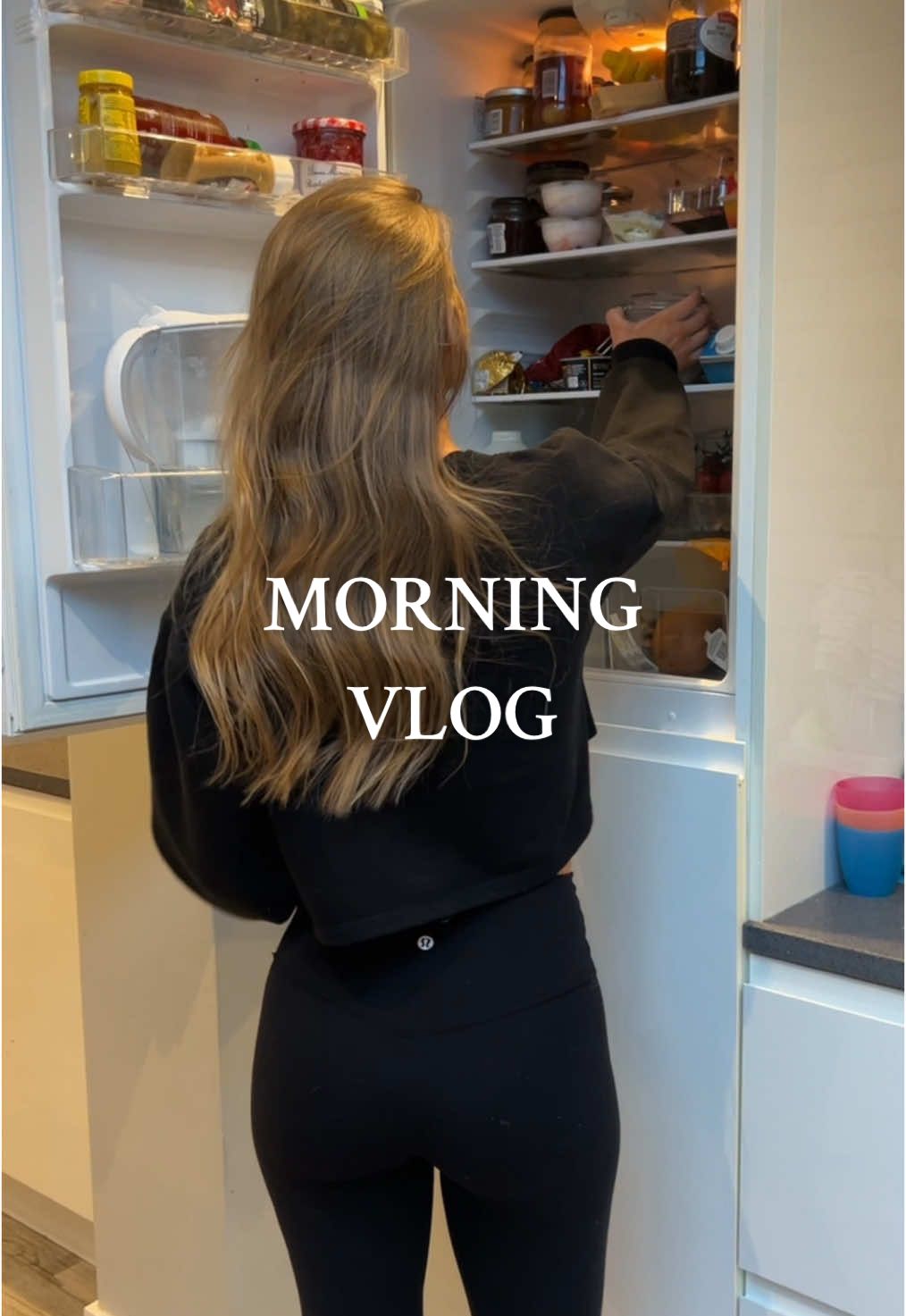 Morning vlog as a toddler mom and content creator packing to go home to visit my parents for the weekend 🤍 SO excited and happy to be back to see everyone ❤️ #morningroutine #morningvlog #momtok #toddlermom #contentcreator 