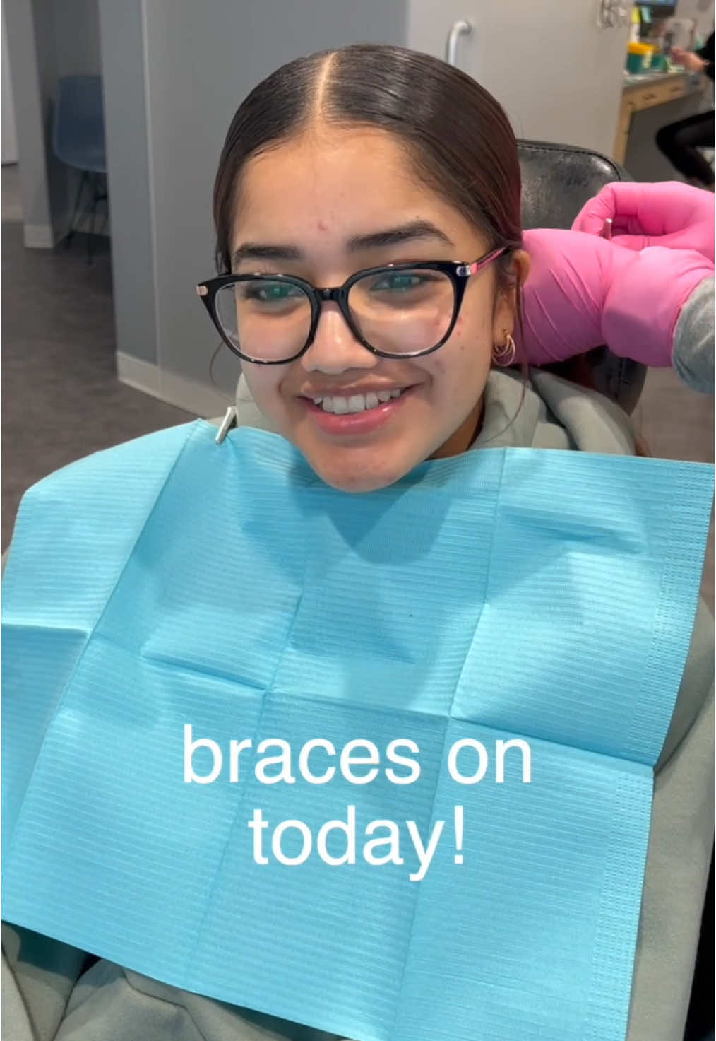 How we put braces on 🦷 This will be my last video on this platform. It’s been a fun ride TikTok, thanks for the memories ❤️🙏🏼 #grateful #braces #orthodontist #braceson #asmr 