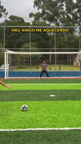 nem aquece e nem joga direito! #futebol #Soccer 