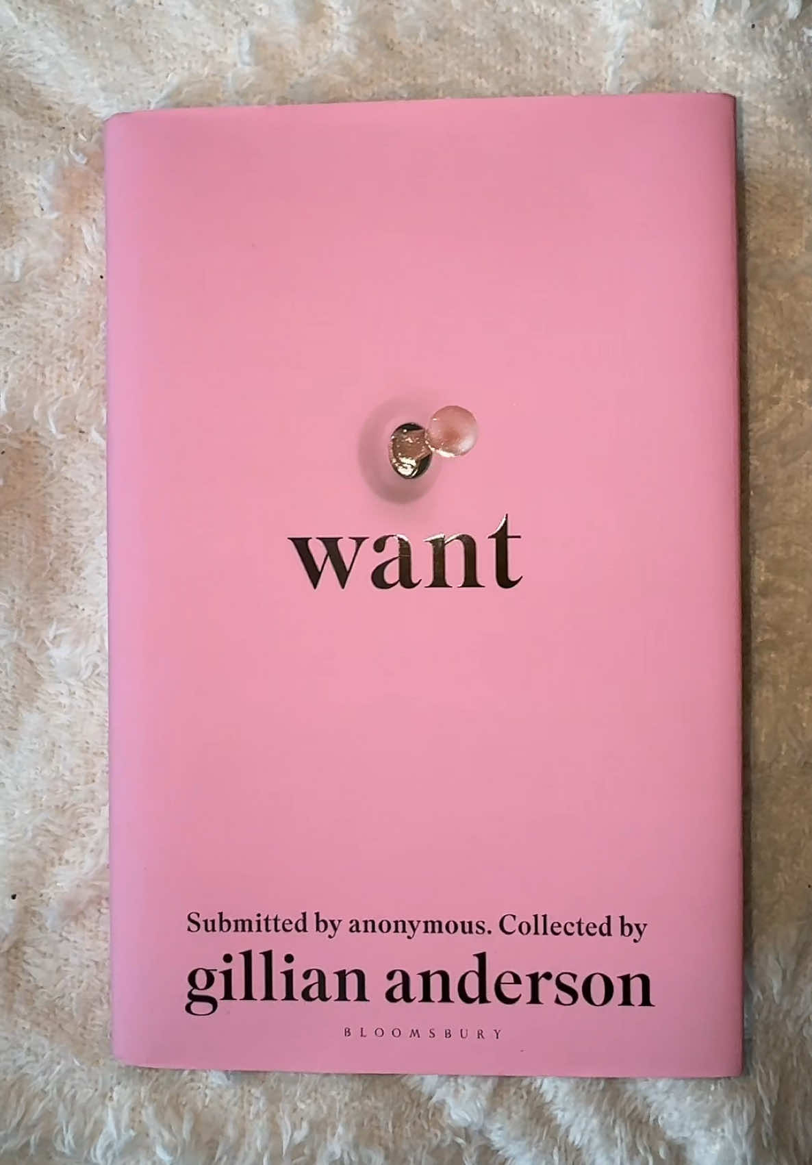 has anyone read this?? I CANNOT WAIT (i don’t like coffee) #BookTok #books #bookish #wantbook #want #gilliananderson #bookrec #bookrecommendations #reader #readersoftiktok #reading #book 