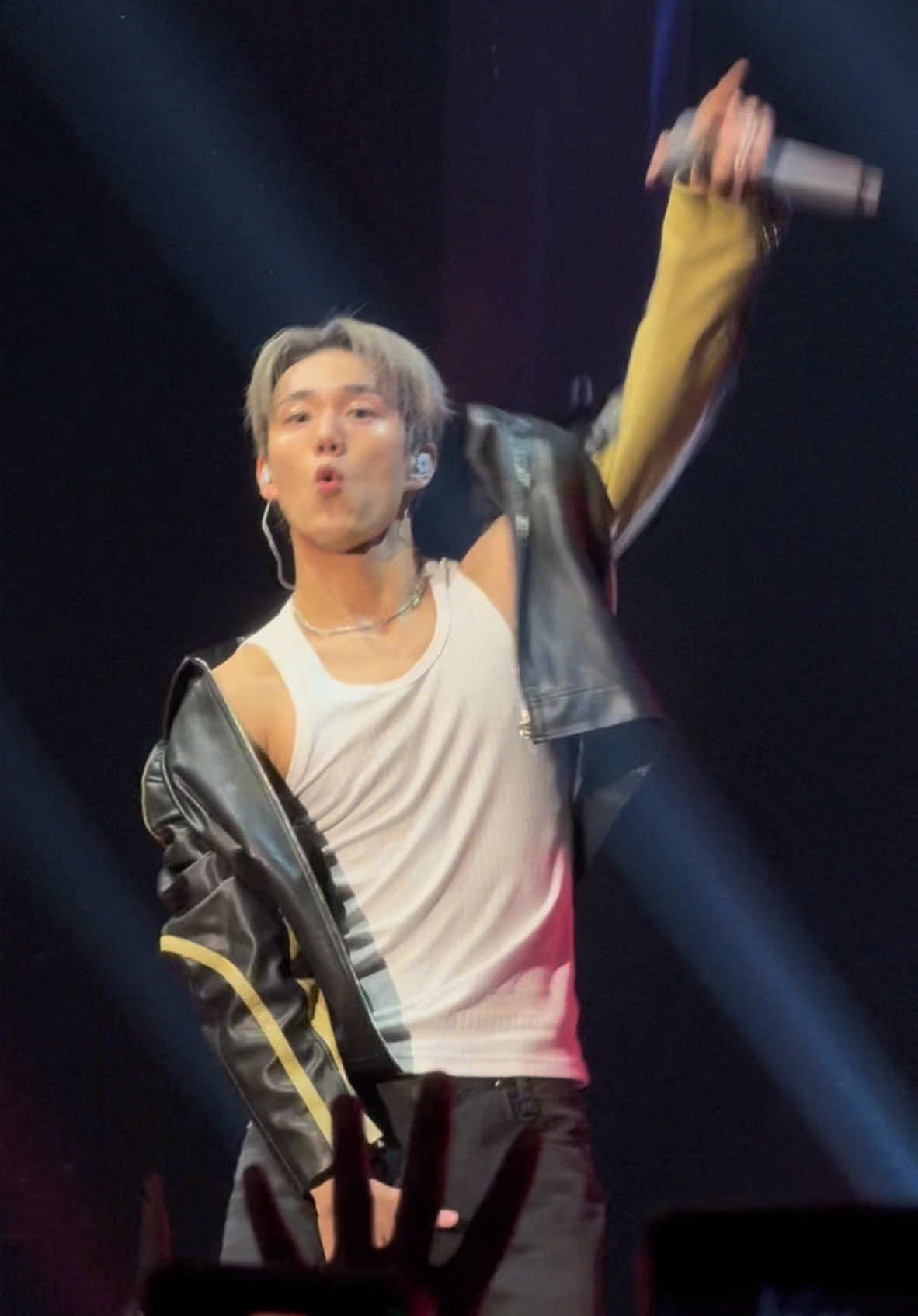 save me pls #p1harmony #piwon #utopia #paris #kpop #intak #intakp1harmony 