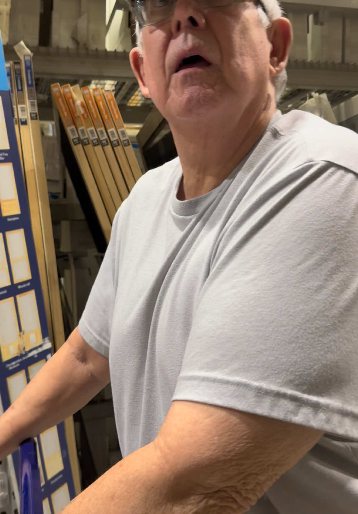 Grandma ain’t goingggggg😂😂😂😂#jamesdabarber #pranksvideos🤣🤞 #funnyvideos 