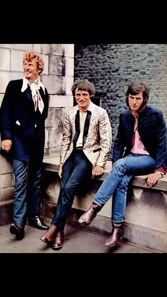 𝗖𝗥𝗘𝗔𝗠 was a British rock supergroup formed in London in 1966, widely regarded as one of the most influential bands in the history of rock music. The trio consisted of guitarist and vocalist 𝗘𝗥𝗜𝗖 𝗖𝗟𝗔𝗣𝗧𝗢𝗡, bassist and vocalist 𝗝𝗔𝗖𝗞 𝗕𝗥𝗨𝗖𝗘, and drummer 𝗚𝗜𝗡𝗚𝗘𝗥 𝗕𝗔𝗞𝗘𝗥. Known for their virtuosic musicianship, improvisational style, and pioneering fusion of blues, rock, and psychedelic music, Cream is often credited as one of the first successful supergroups and a key player in the development of heavy rock and blues rock. The band's debut album, Fresh Cream (1966), showcased their blues roots with tracks like 