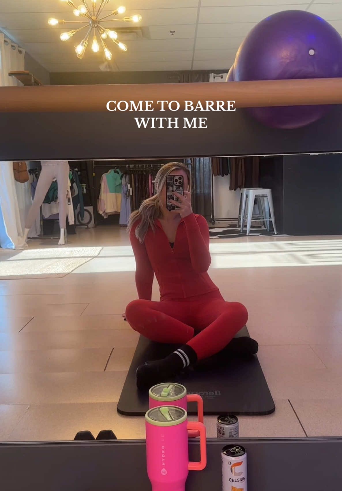 come to a barre class with me 🩰✨ #grwm #barreclass #barre #barreworkout #workout #workoutwithme #comewithme #Vlog #dayinmylife #morningroutine 